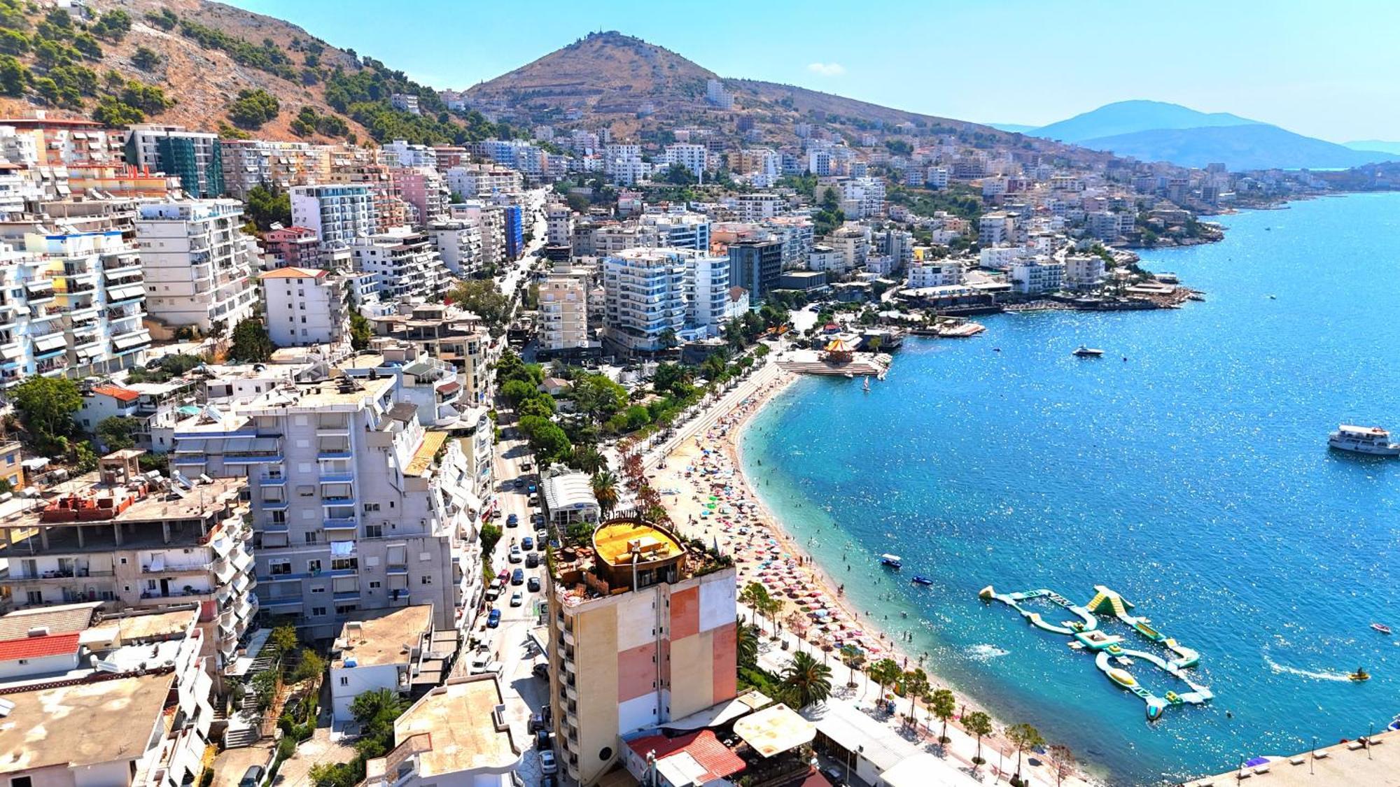Deep Blue Rooftop - 111 Sarande Exterior photo
