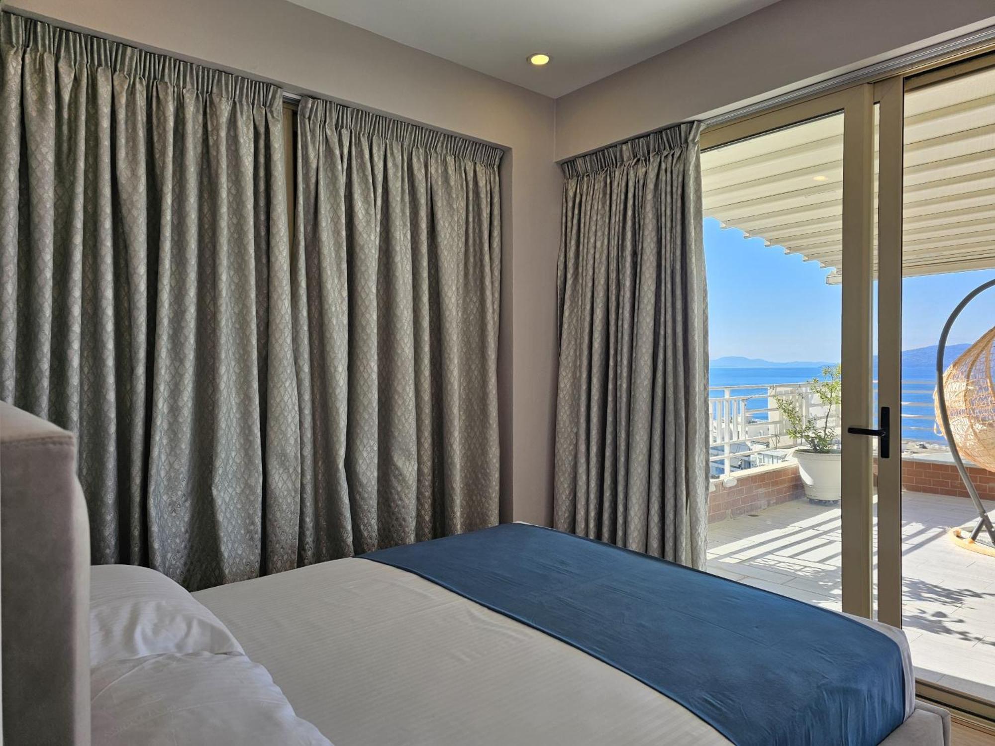 Deep Blue Rooftop - 111 Sarande Exterior photo