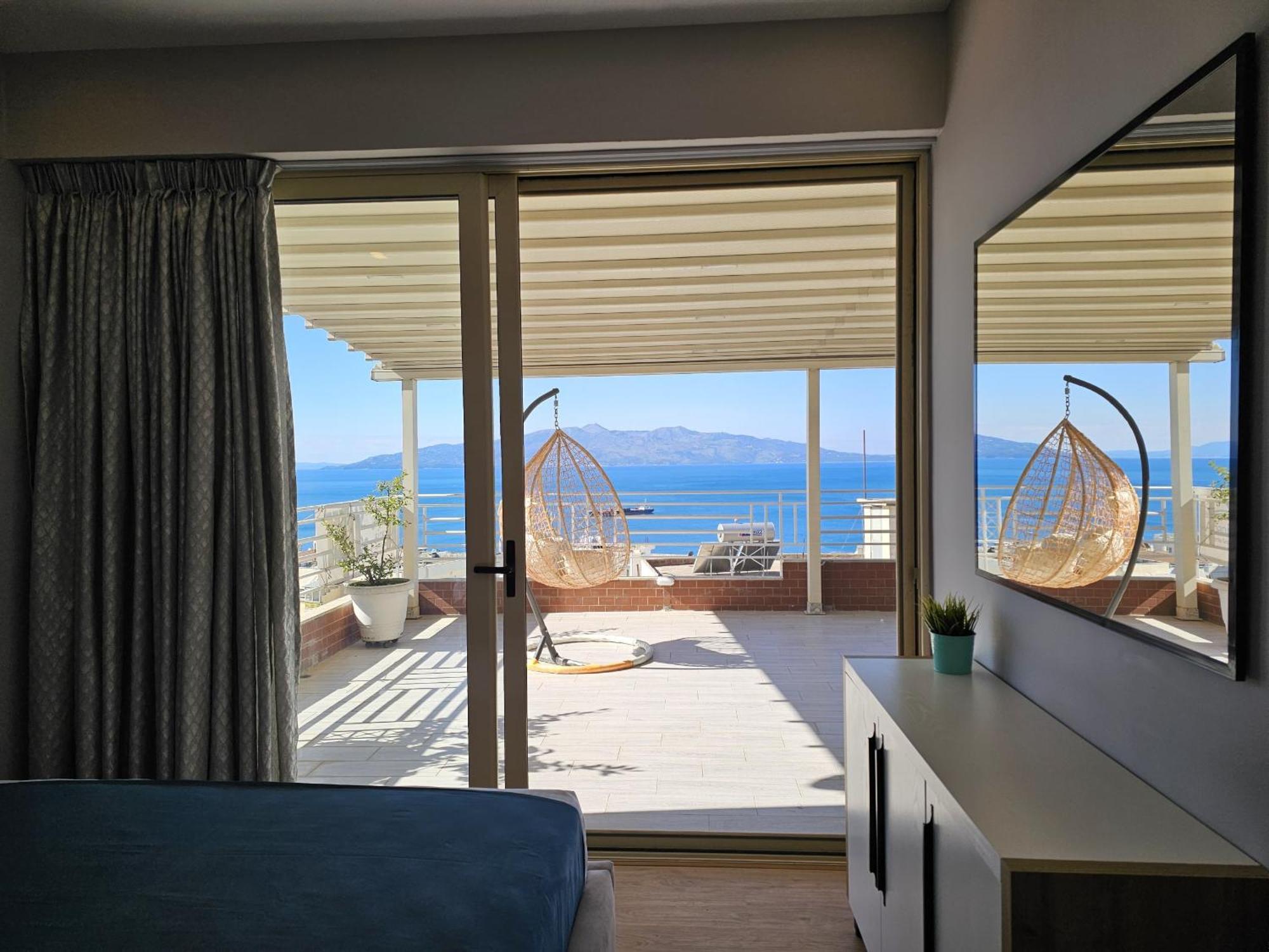 Deep Blue Rooftop - 111 Sarande Exterior photo