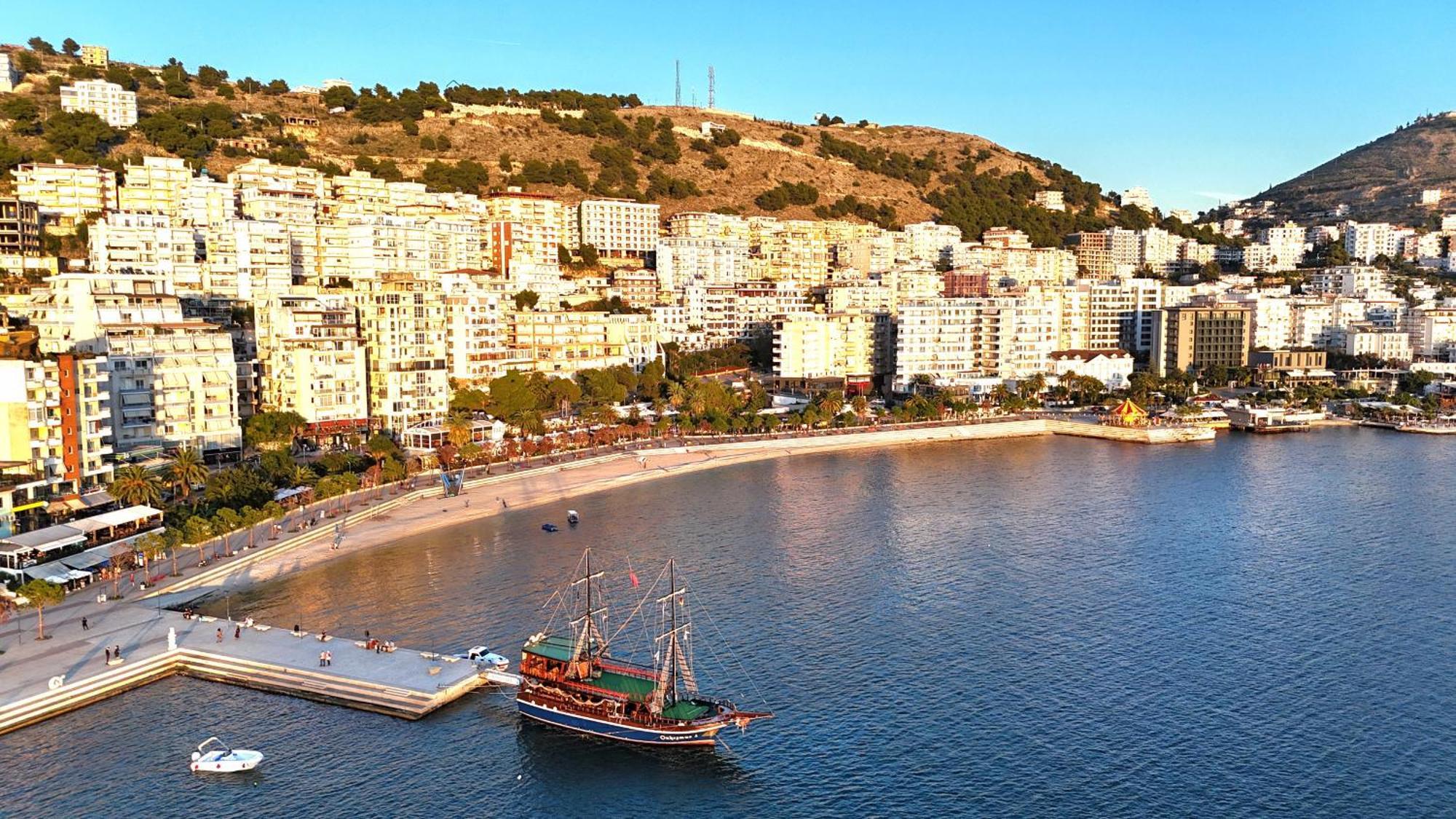 Deep Blue Rooftop - 111 Sarande Exterior photo